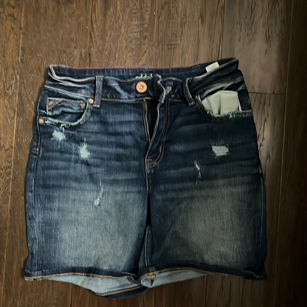 Maurice’s blue Jean shorts